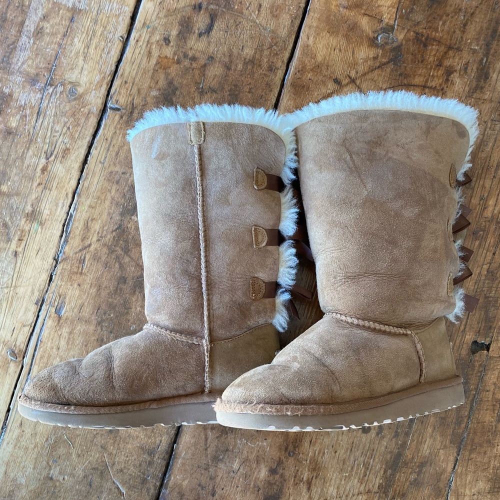 Ugg Bailey Boot - Picture 2 of 5